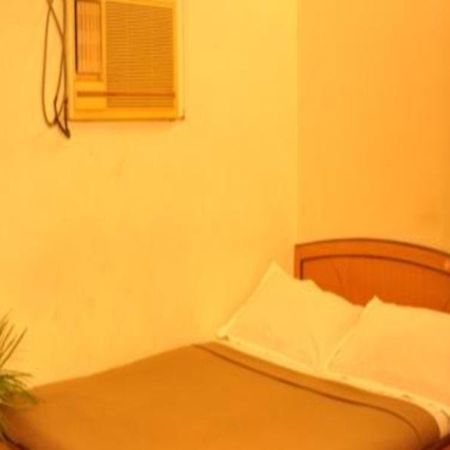 Hira Palace Hotel Bombaim Exterior foto